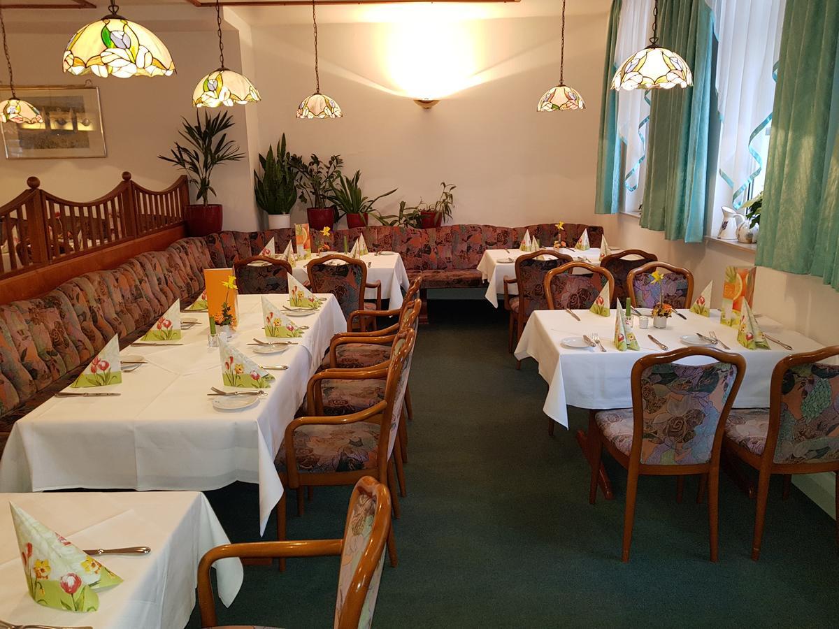 Am Rossplan Hotel Altenburg Bagian luar foto