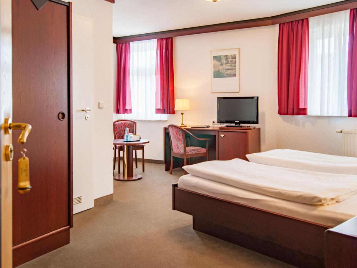 Am Rossplan Hotel Altenburg Bagian luar foto